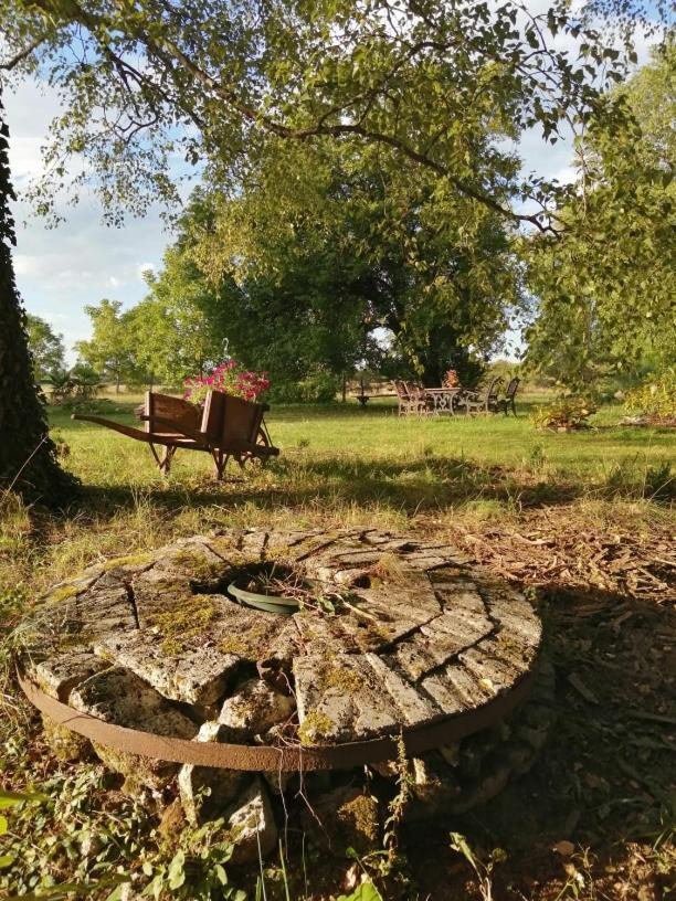 Apartament Domaine Moulin De Quincenat Champagnat  Zewnętrze zdjęcie